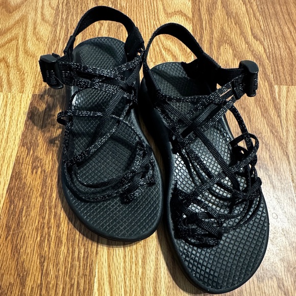 EUC Black Chaco Zx3 Strappy Women’s Sandals Size 7 - Picture 1 of 3